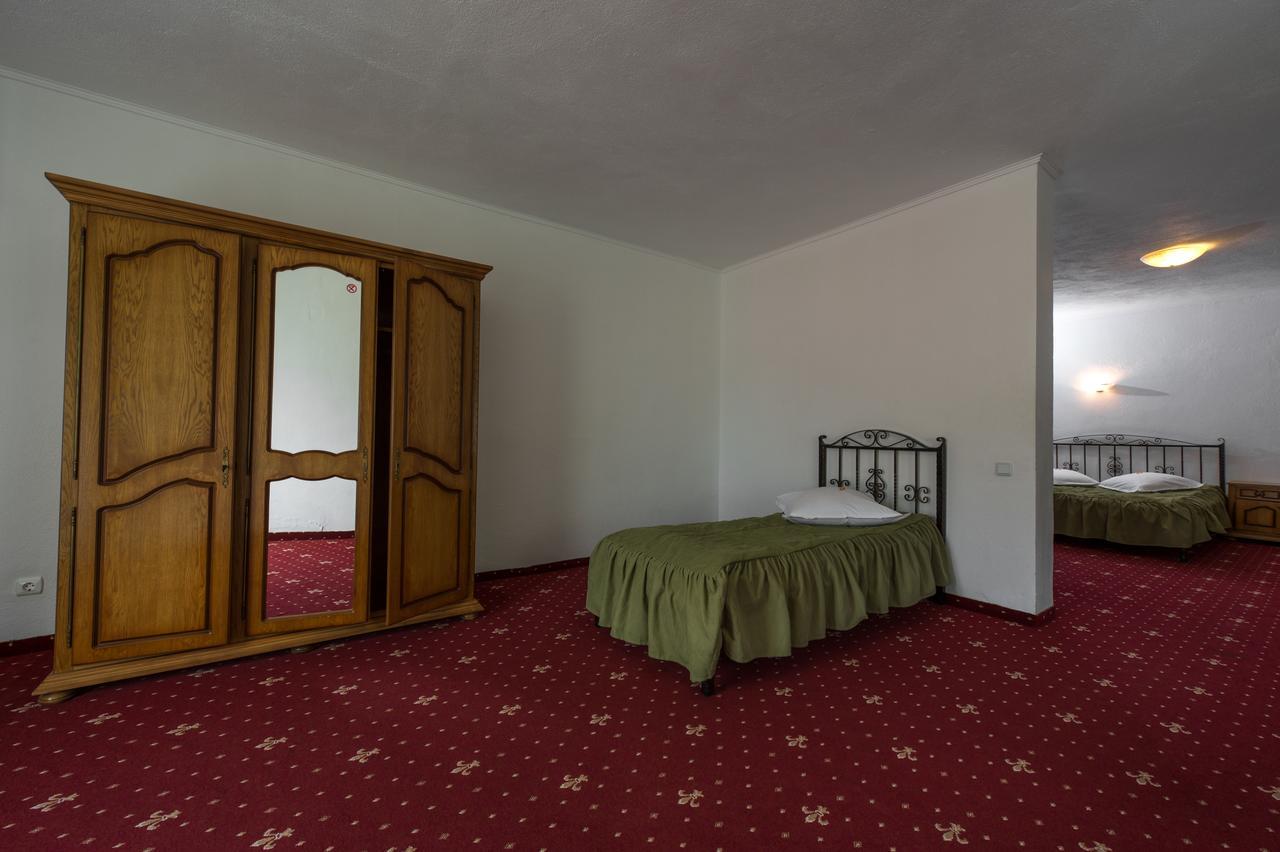 Complex Craiasa Muntilor Moieciu Hotel Moeciu De Sus Ngoại thất bức ảnh
